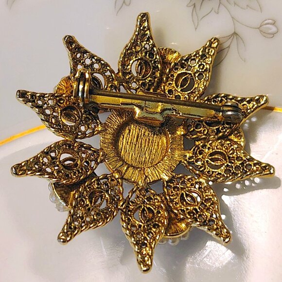 Vtg Faux Coral Pearls Starburst Brooch Gold Tone Atomic - Picture 4 of 5